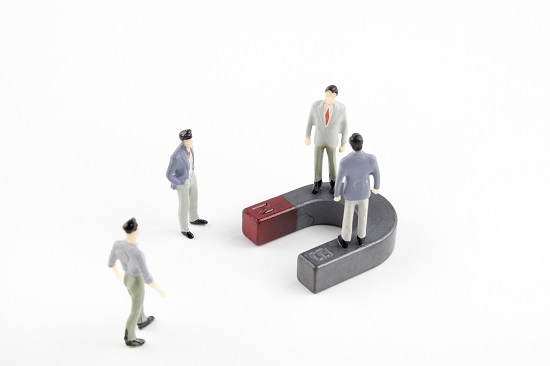 泛家居零售：直營式微，加盟或可破局