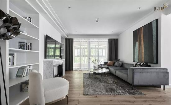 客廳和陽臺之間一定要裝門？ 那已經(jīng)過時了